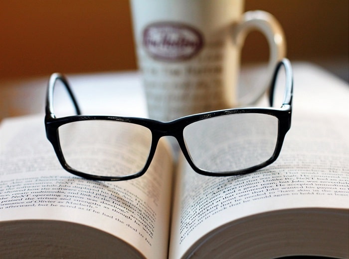 Correction, révisions et relecture @Camera Eye Photography